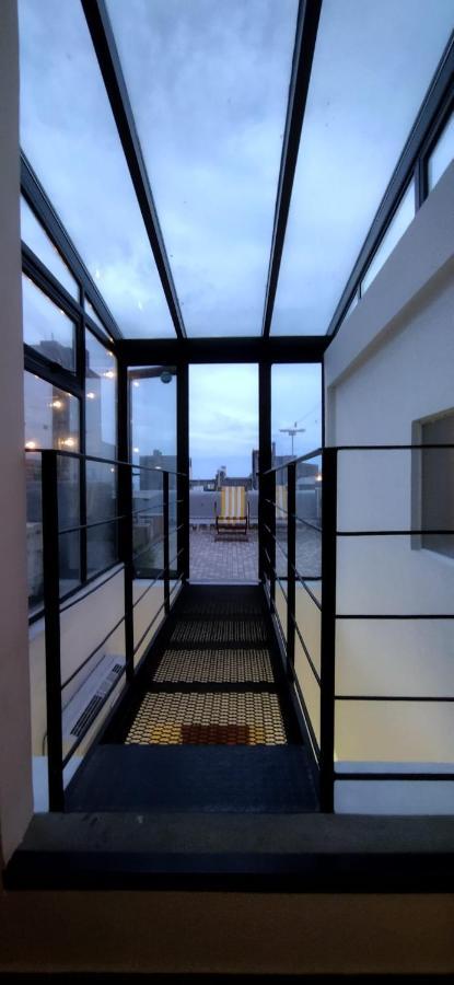 Vila House With Large Terrace, Jacuzzi And Gated Parking For One Car Montevideo Exteriér fotografie