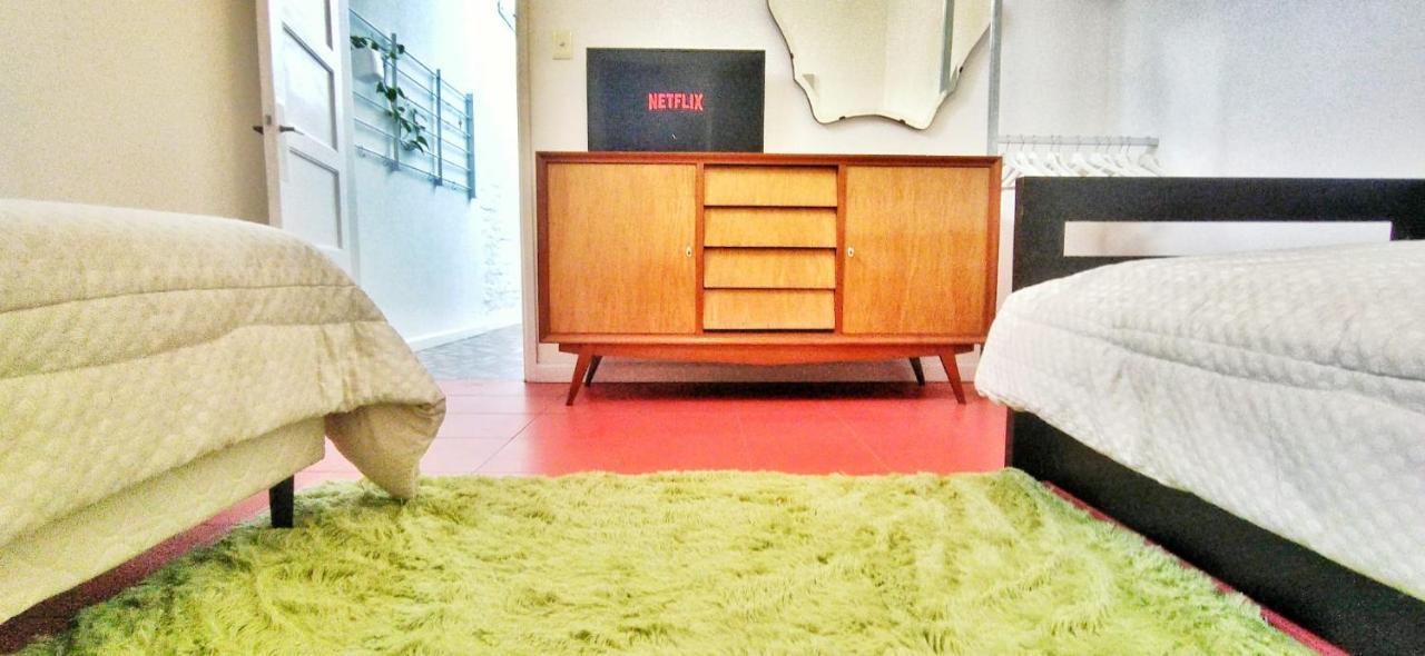 Vila House With Large Terrace, Jacuzzi And Gated Parking For One Car Montevideo Exteriér fotografie